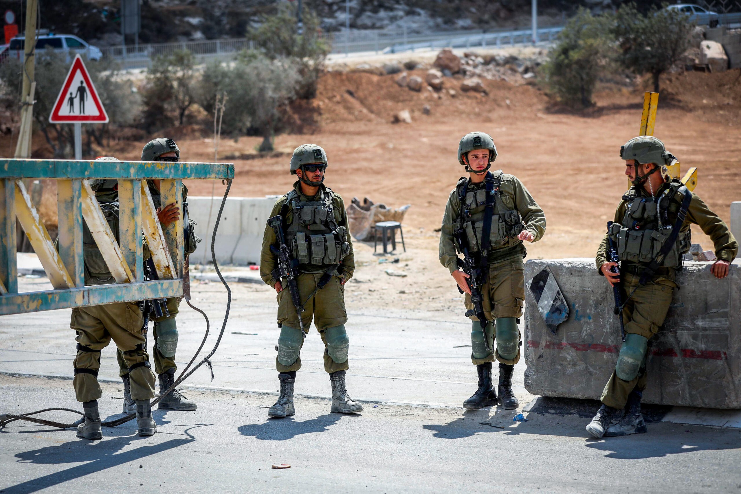 נסיון פיגוע סמוך לחברון: מחבלת ניסתה לדקור לוחם - ונוטרלה
