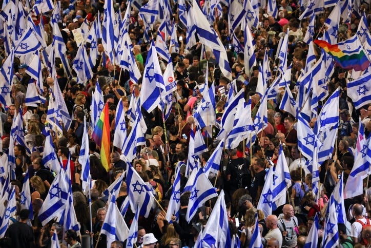 ניצב במשטרה נגד המחאות: "משתקות אלפי שוטרים ברמה הארצית"