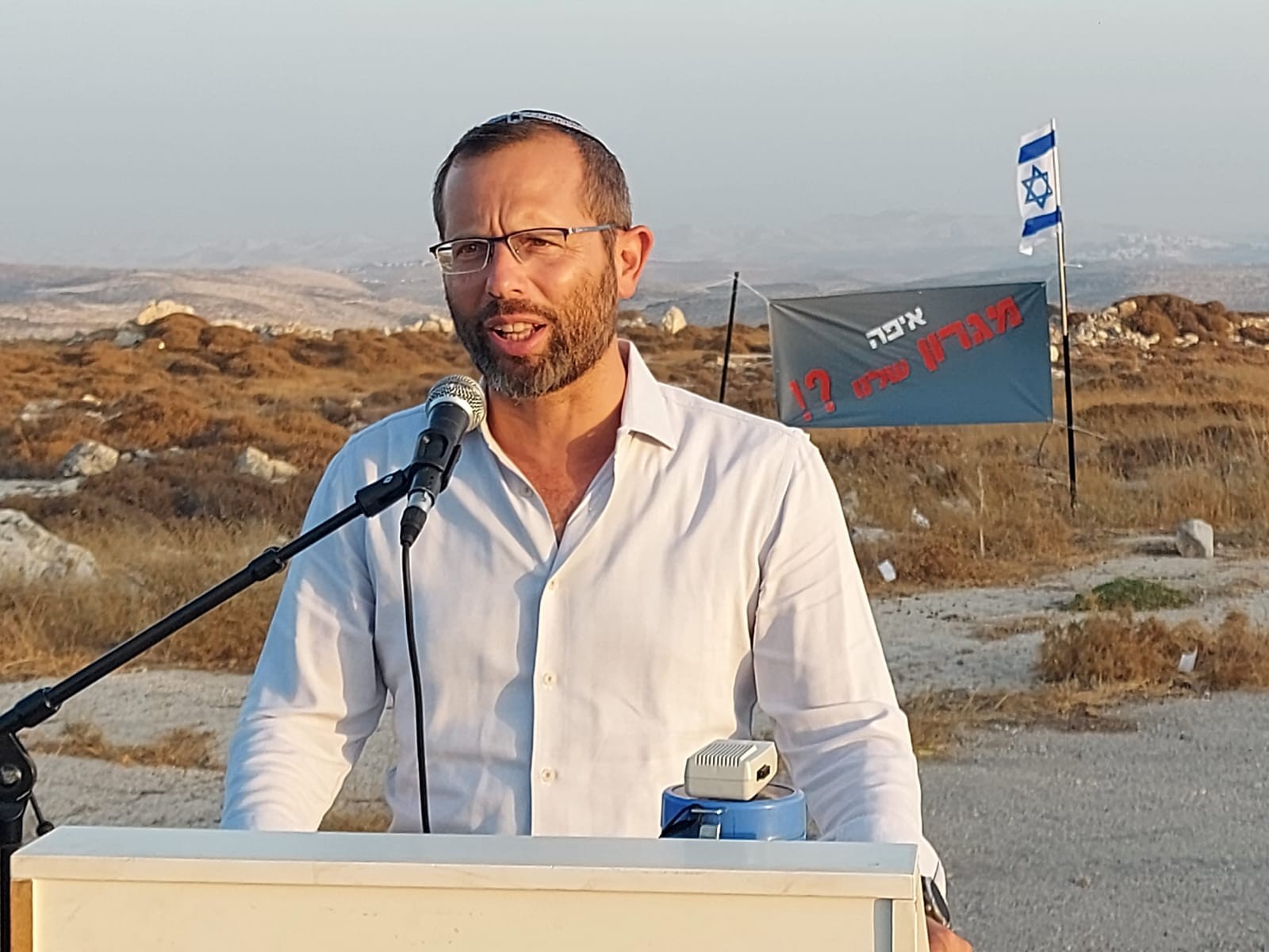יו"ר מועצת יש"ע: קורא לעודד הגירה מרצון גם משטחי יו"ש