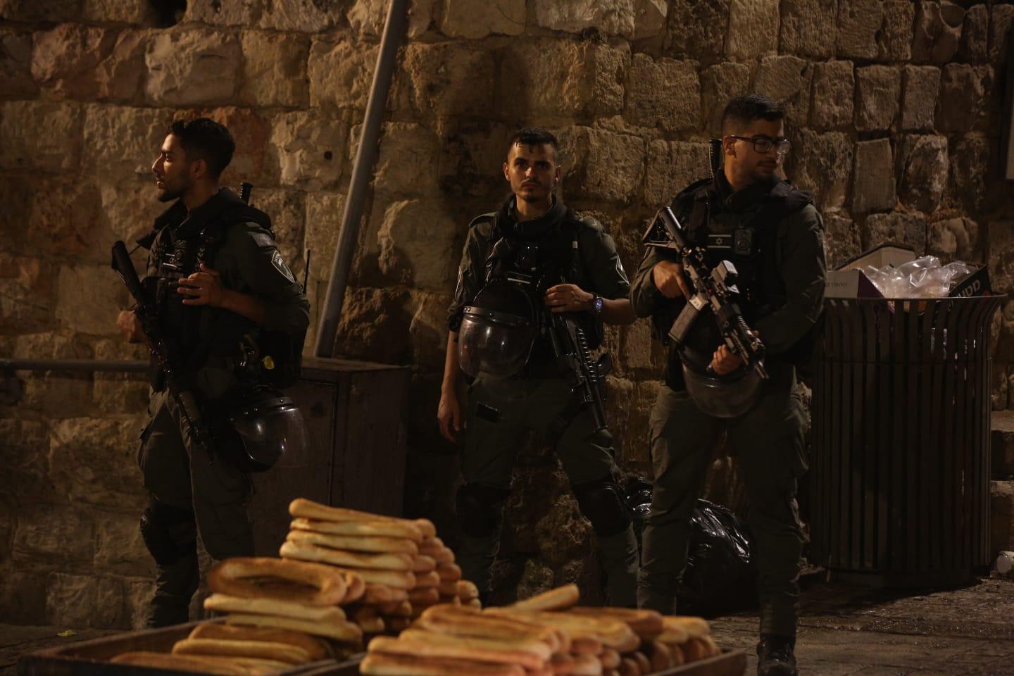 כוחות מג"ב בזירת הפיגוע. קרדיט צילום: דוברות המשטרה.