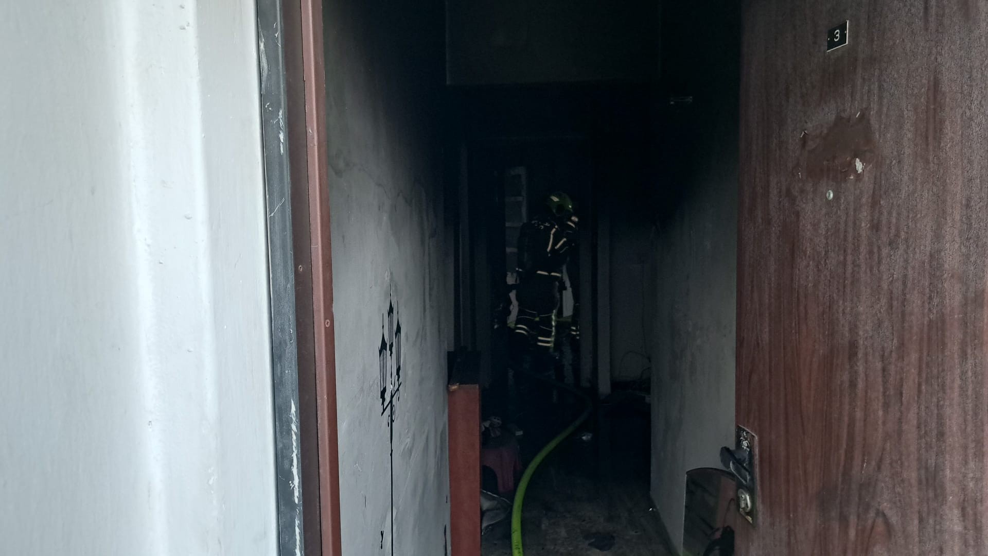 חשד: הצית את ביתו וסרב להתפנות לבית החולים