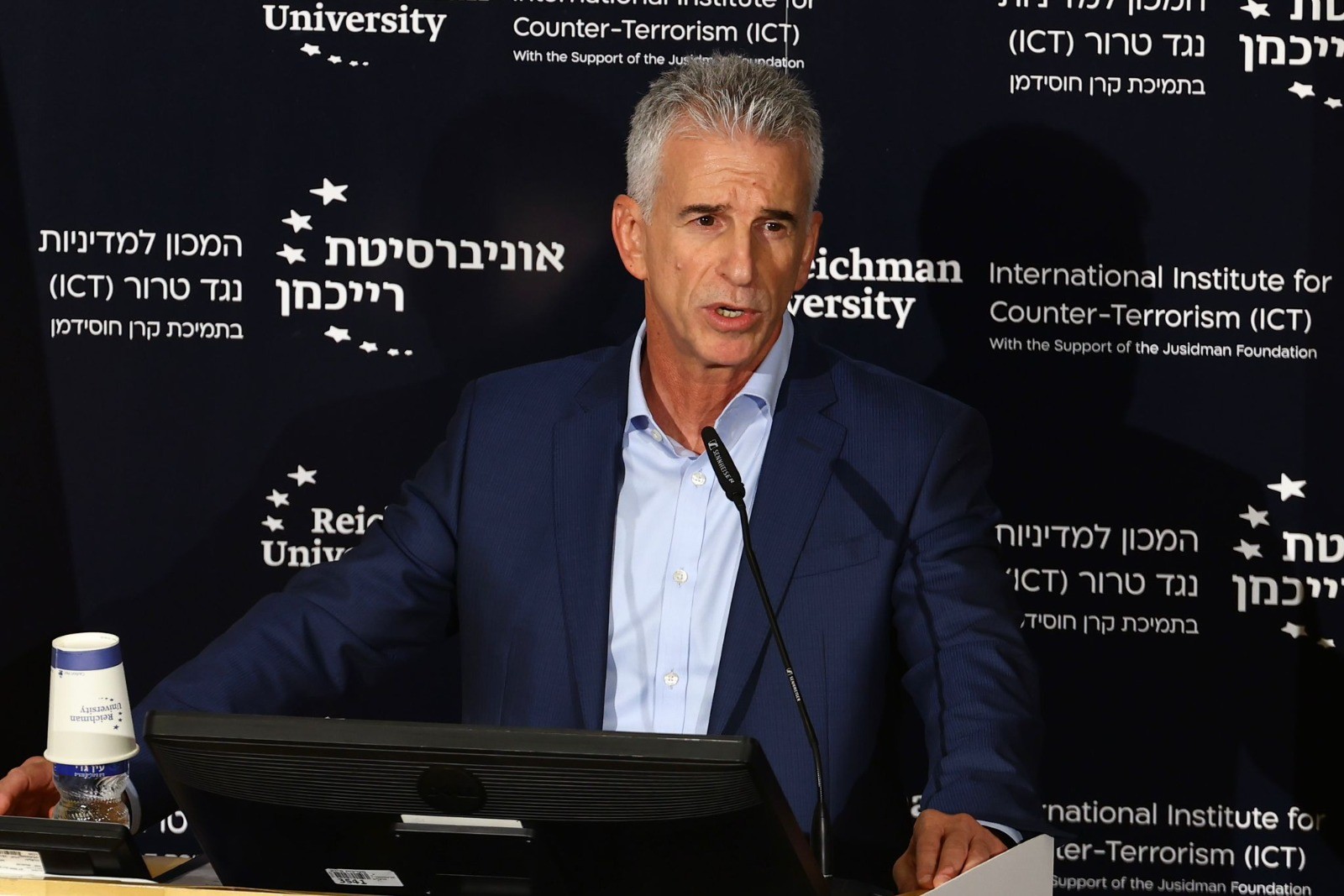 האייתוללות על הכוונת: מאחורי האיום הנדיר של ראש המוסד