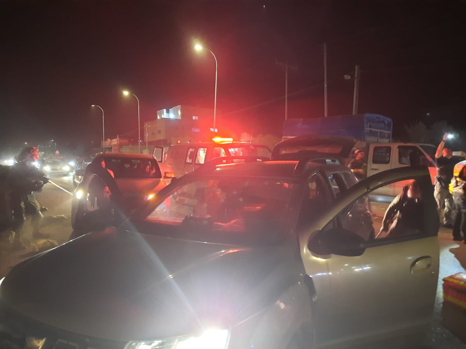 זירת הפיגוע. צילום: תיעוד מבצעי מד"א.