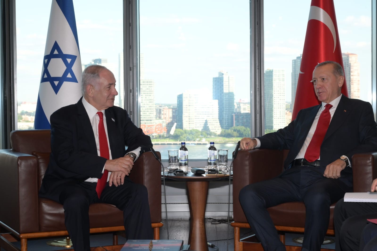 נתניהו וארדואן, ארכיון | קרדיט: אבי אוחיון, לע"מ