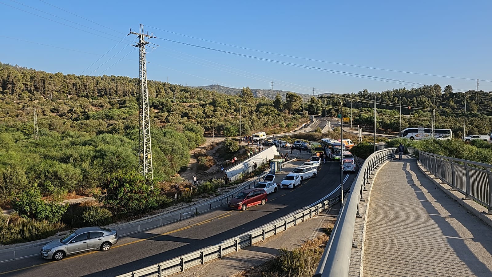 התאונה סמוך לאשתאול: כ-30 ילדים נפגעו, בהם 2 במצב קשה
