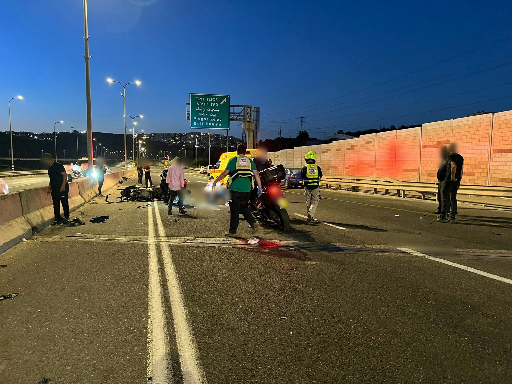 חשד לפגע וברח: רוכב אופנוע נהרג בדרך בגין בירושלים
