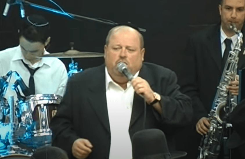 דדי גראוכר ז"ל | צילום מסך, יוטיוב, דני אבידני ותזמורתו
