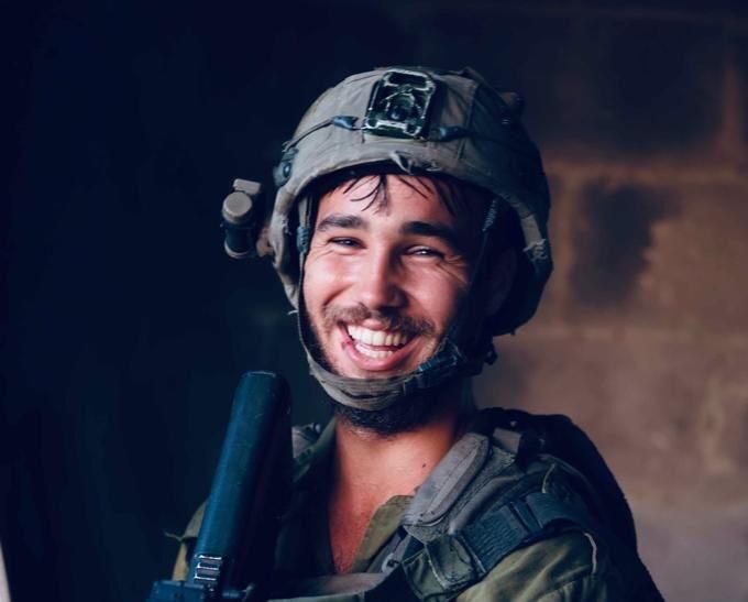 הותר לפרסום: הלוחם שנפגע בקרב מול המחבלים בעוטף מת מפצעיו