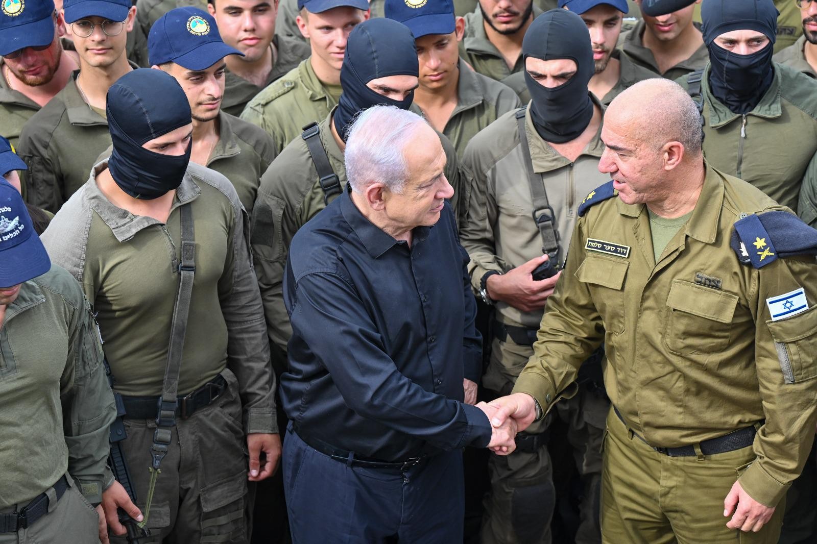 רה"מ ללוחמי זרוע הים: "אתם אריות, אני מצדיע לכם"