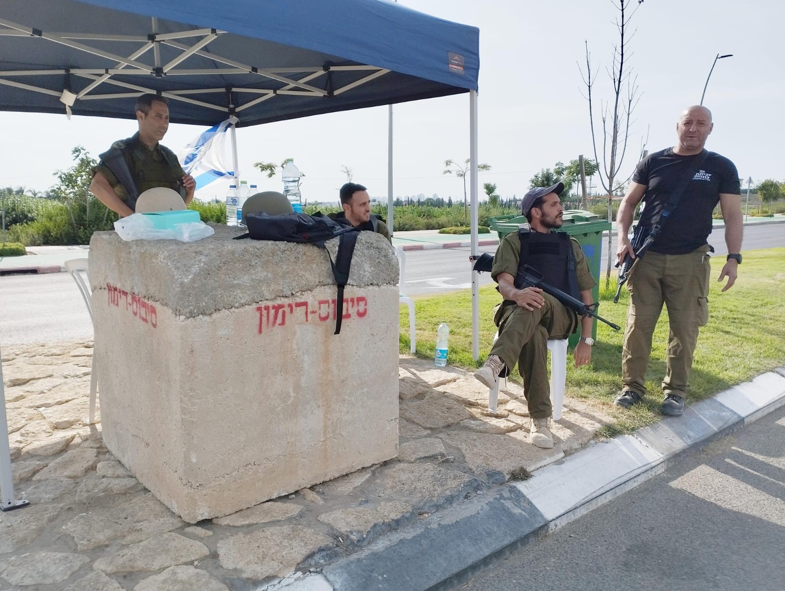 כיתת כוננות  בכניסה לעיר אשקלון. צילום: עכשיו 14