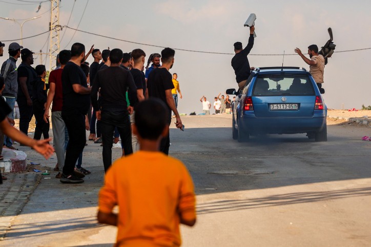 "שני קליעים מעל הראש": עדות דרמטית ממסיבת הטבע בדרום