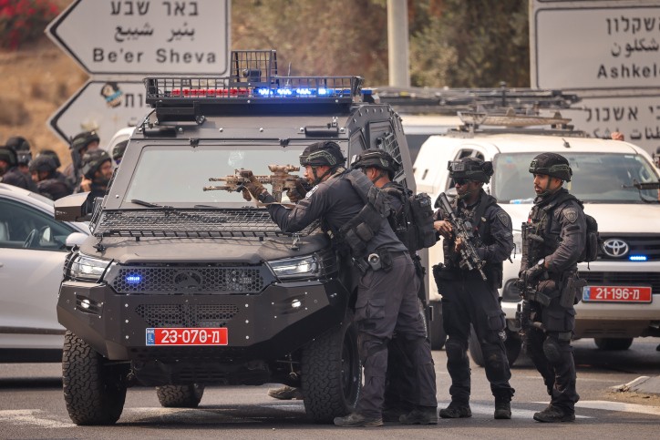 בצל המלחמה: זה הסכום שיוענק לשוטרים ולוחמי משמר הגבול