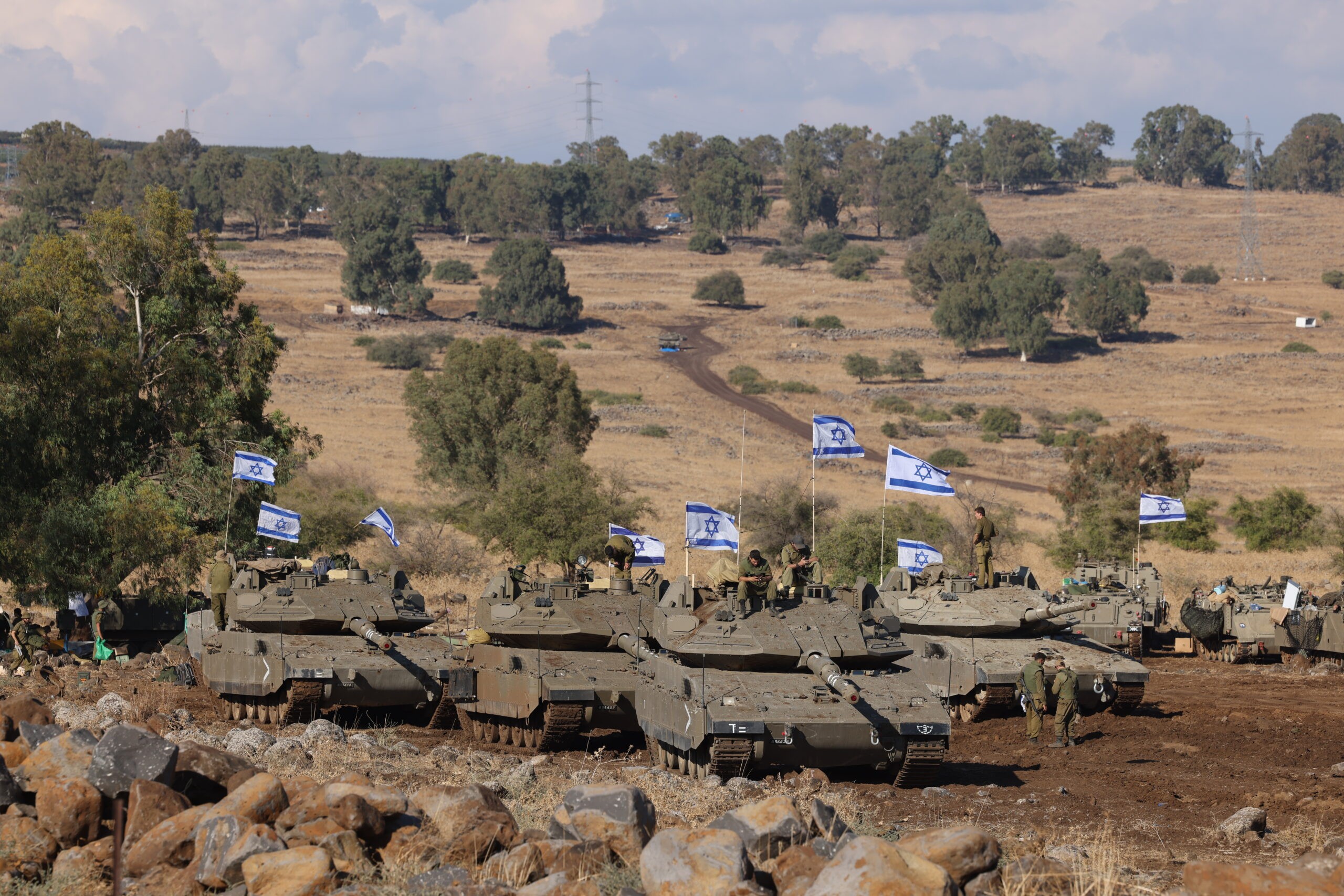 גבול הצפון בוער: טיל נ"ט שנורה מלבנון פגע ברכב, פצוע בזירה