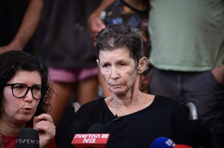 החטופה ששוחררה משבי חמאס: "עברתי תופת"