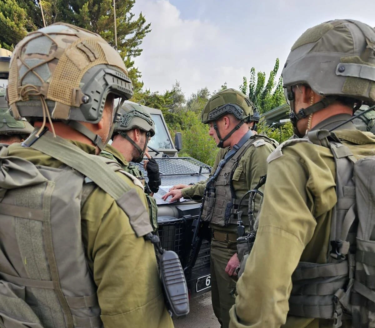 מפקד אוגדת עזה, תא״ל אבי רוזנפלד, מנהל את הלחימה בגזרה | צילום: דובר צה"ל