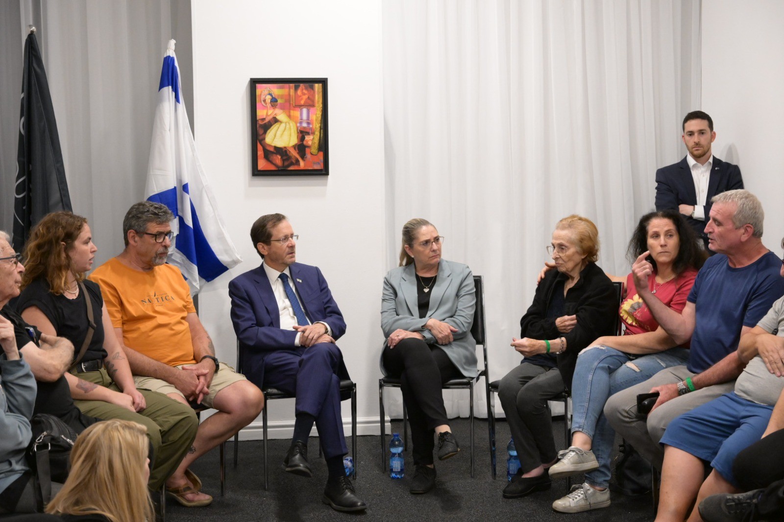 "בסוף נחנוך שמחה": הרצוג נפגש עם תושבי הדרום ויישובי העוטף