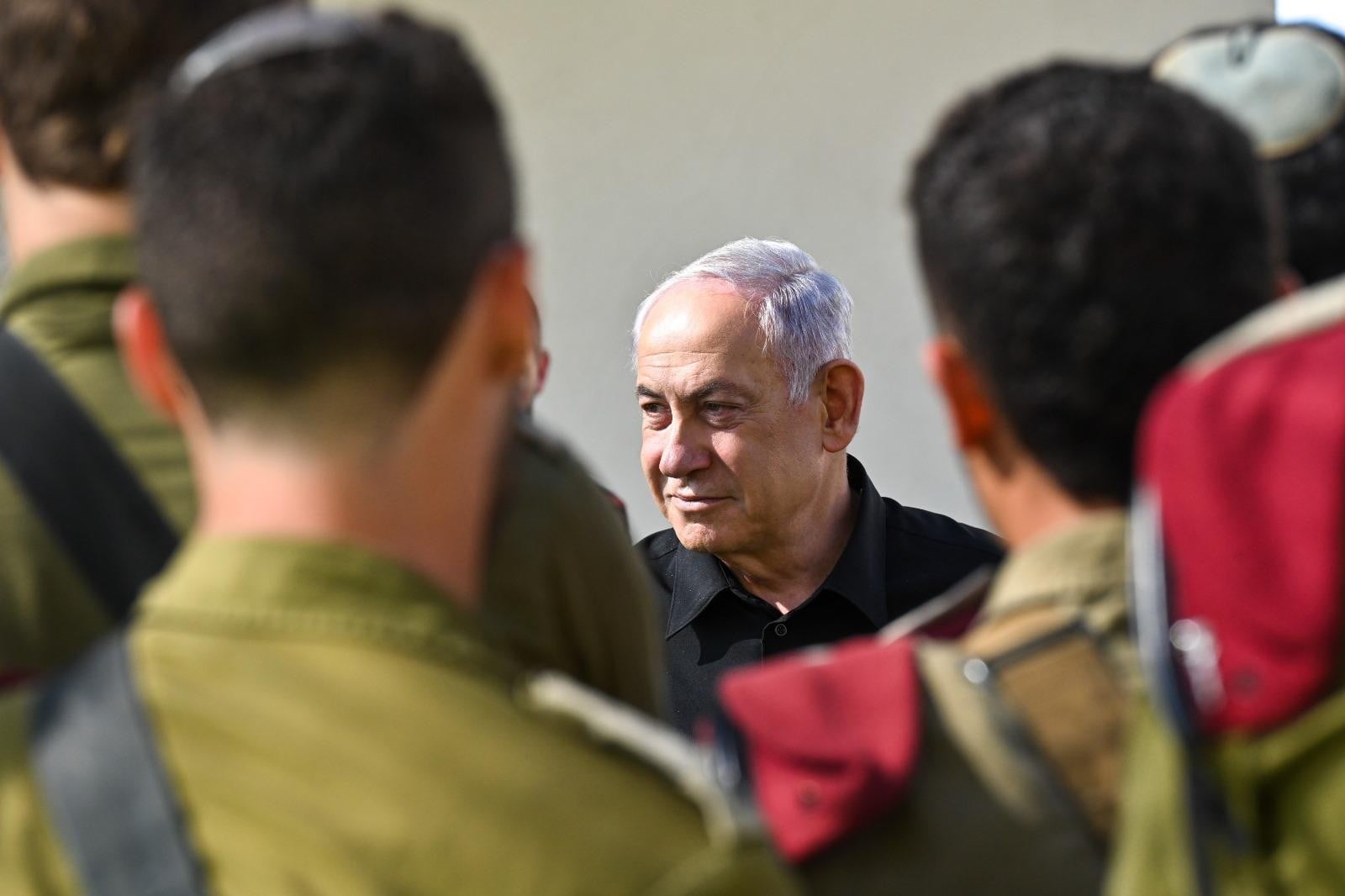 רה"מ ללוחמי מטכ"ל: "הקרב יתנהל בעוצמה אדירה בימים הקרובים"