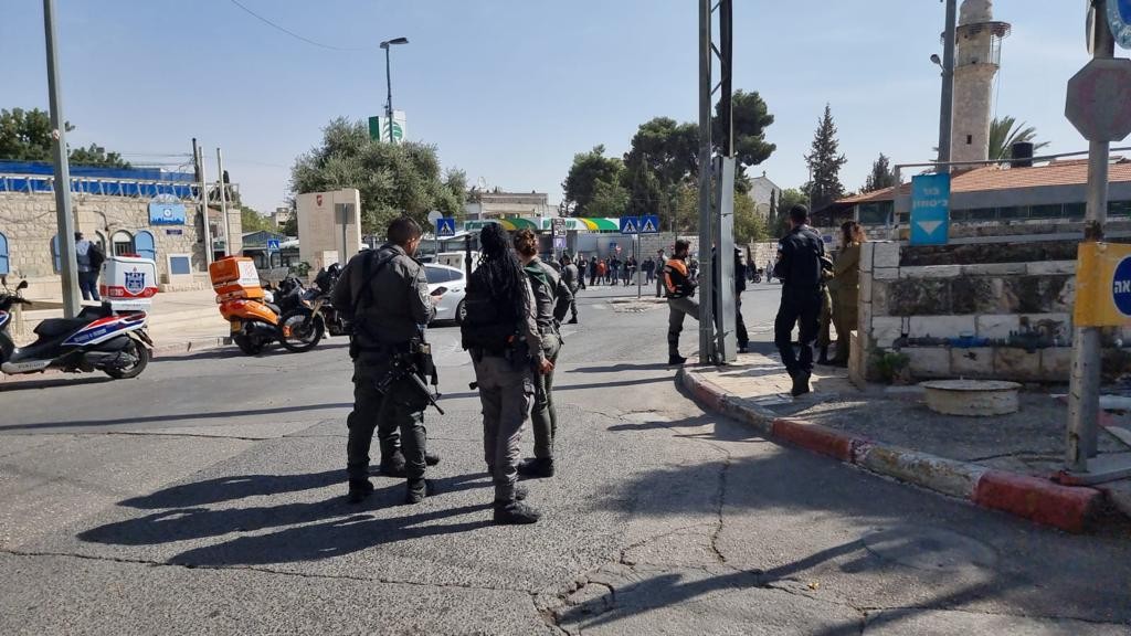 הפיגוע בירושלים: המחבל חטף את נשקו של הלוחם וניסה לבצע ירי