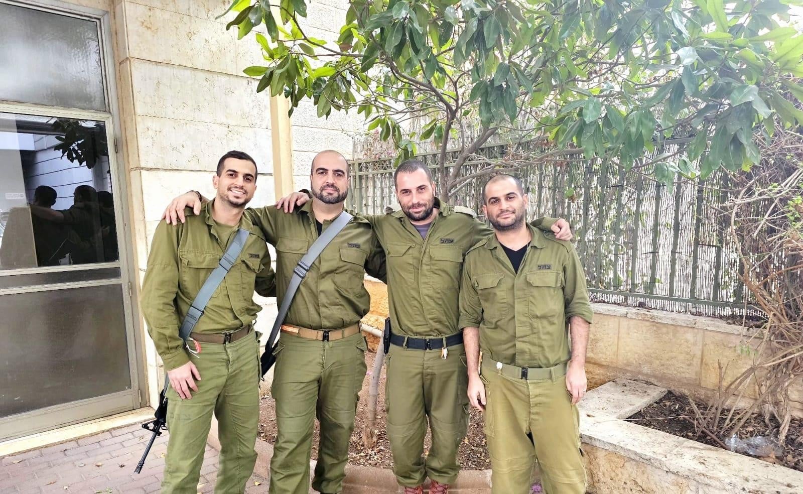 מקו האש לפיקוד העורף: ארבעה אחים מאשקלון משרתים יחד בחזית