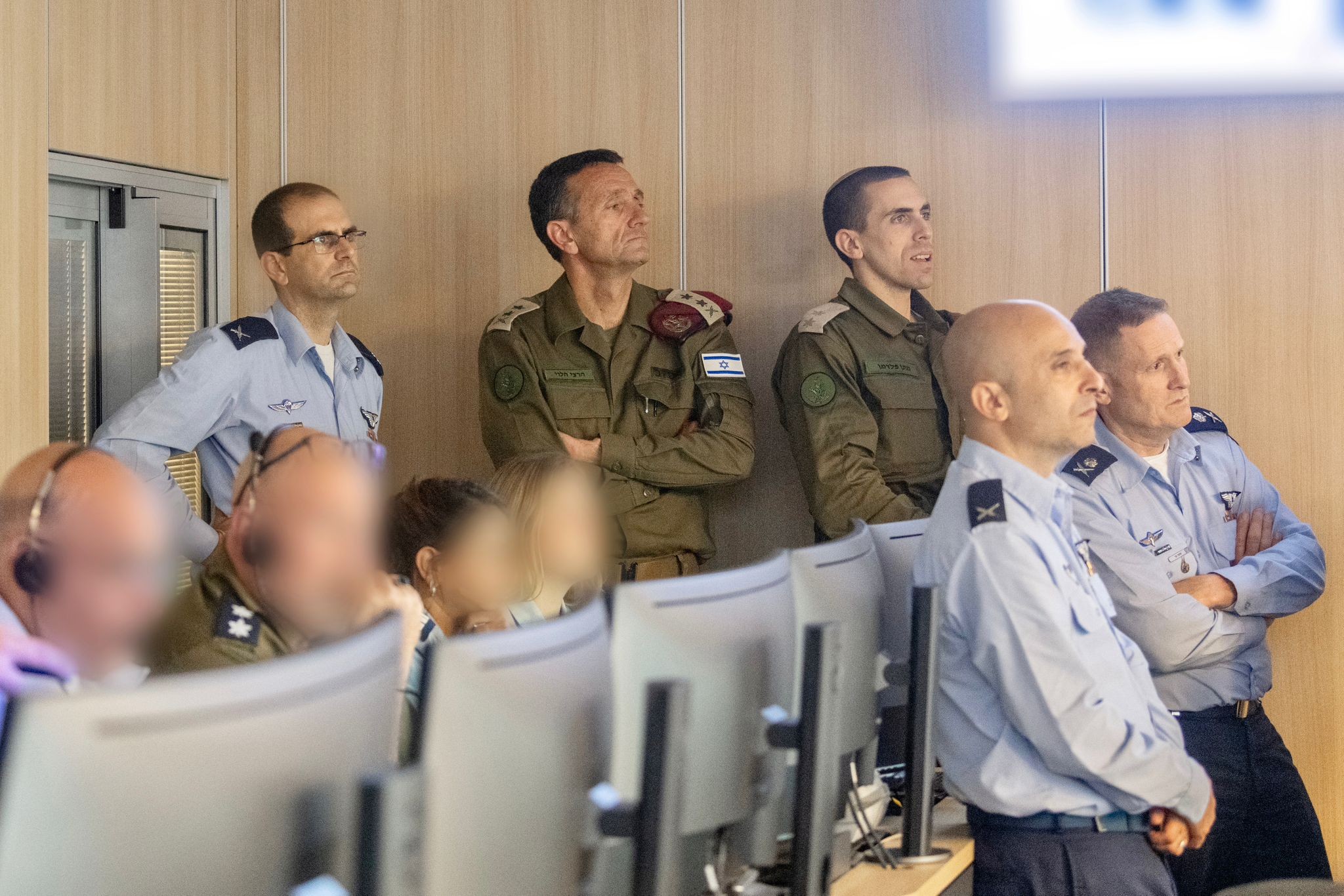 הרמטכ"ל בבור חיל האוויר במהלך תקיפות בג׳באליה | צילום: דובר צה"ל