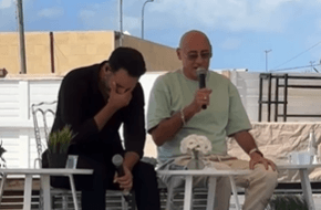 דודו אהרון פרץ בבכי בשידור חי: "רגעים שהנשמה יוצאת"