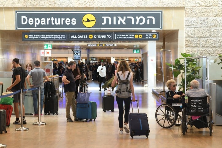 חשוד בניסיון רצח נעצר בנתב"ג חצי שנה לאחר שנמלט לחו"ל
