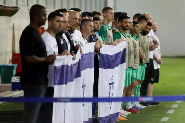 שחקני מכבי חיפה. צילום: רויטרס