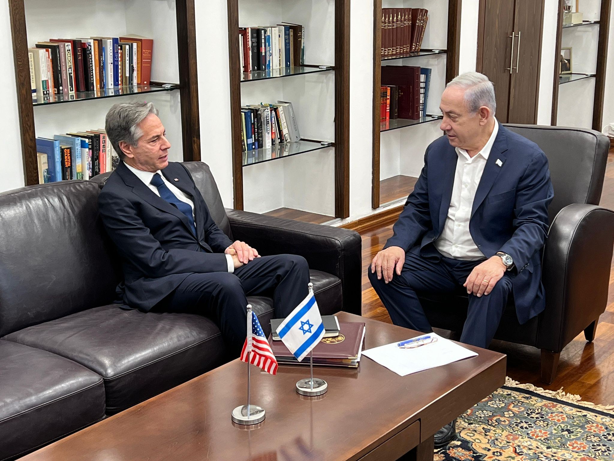 נתניהו נפגש עם בלינקן והציג בפניו חלק מסרטון הזוועות בעוטף