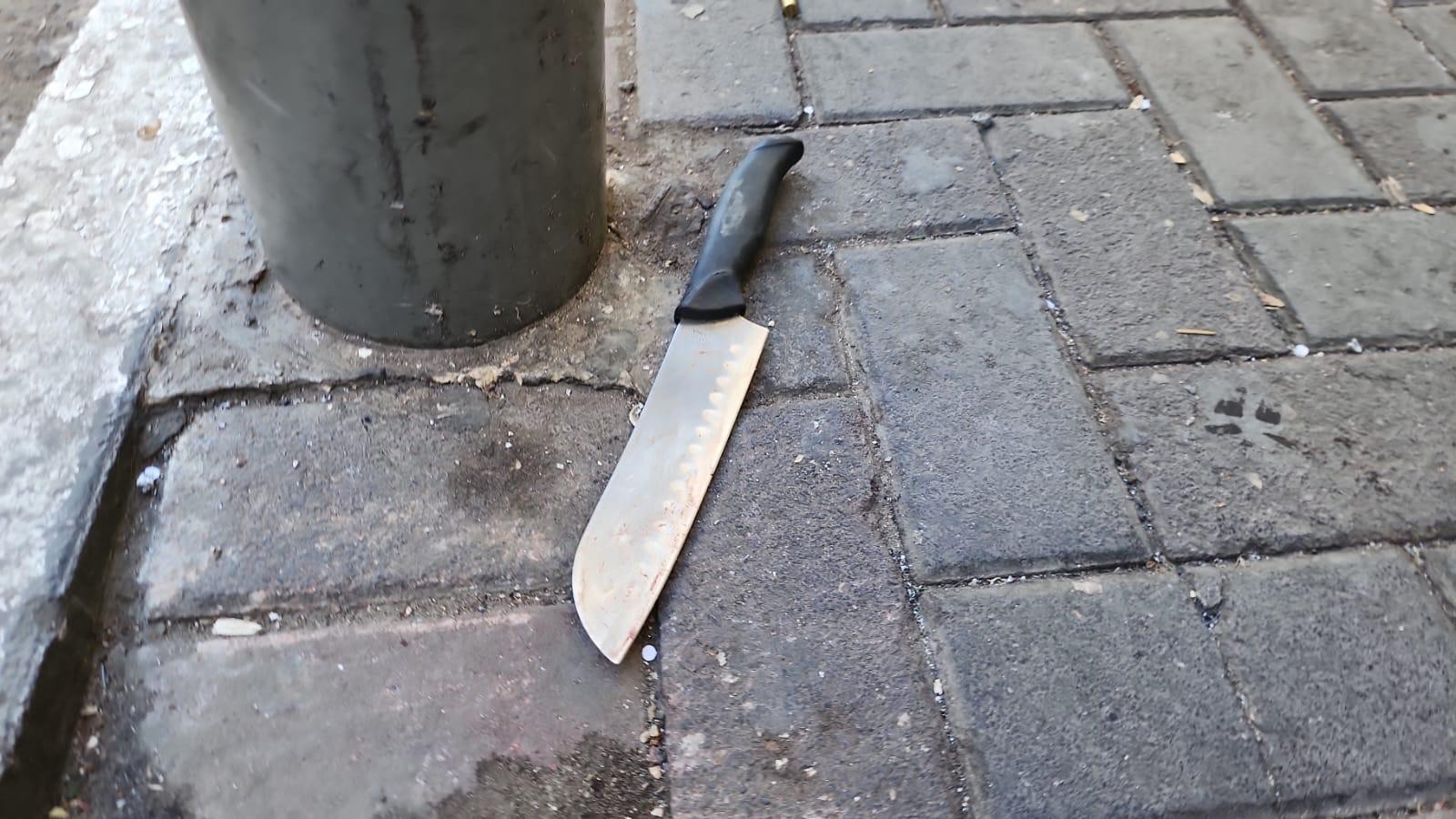 פיגוע דקירה בי-ם: לוחמת מג"ב נפצעה באורח אנוש, המחבל חוסל