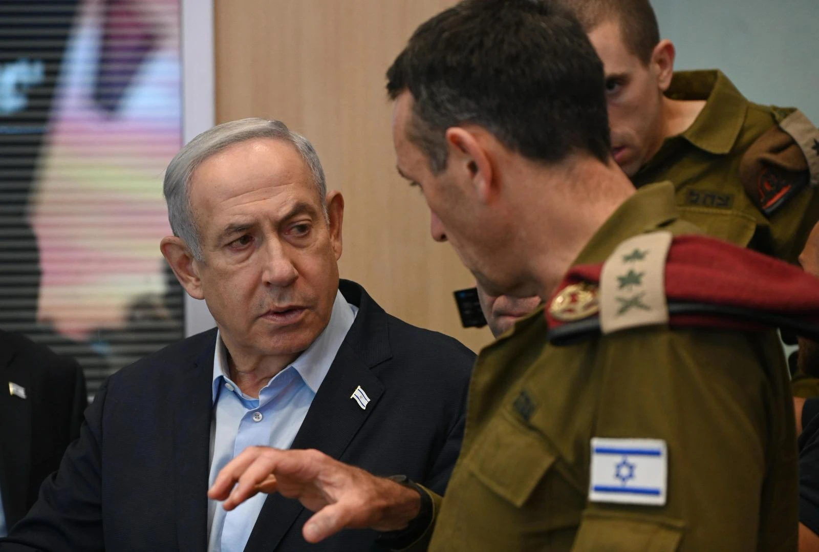 "הרמטכ"ל לא הציג את התחקיר לנתניהו": ברדוגו בביקורת חריפה