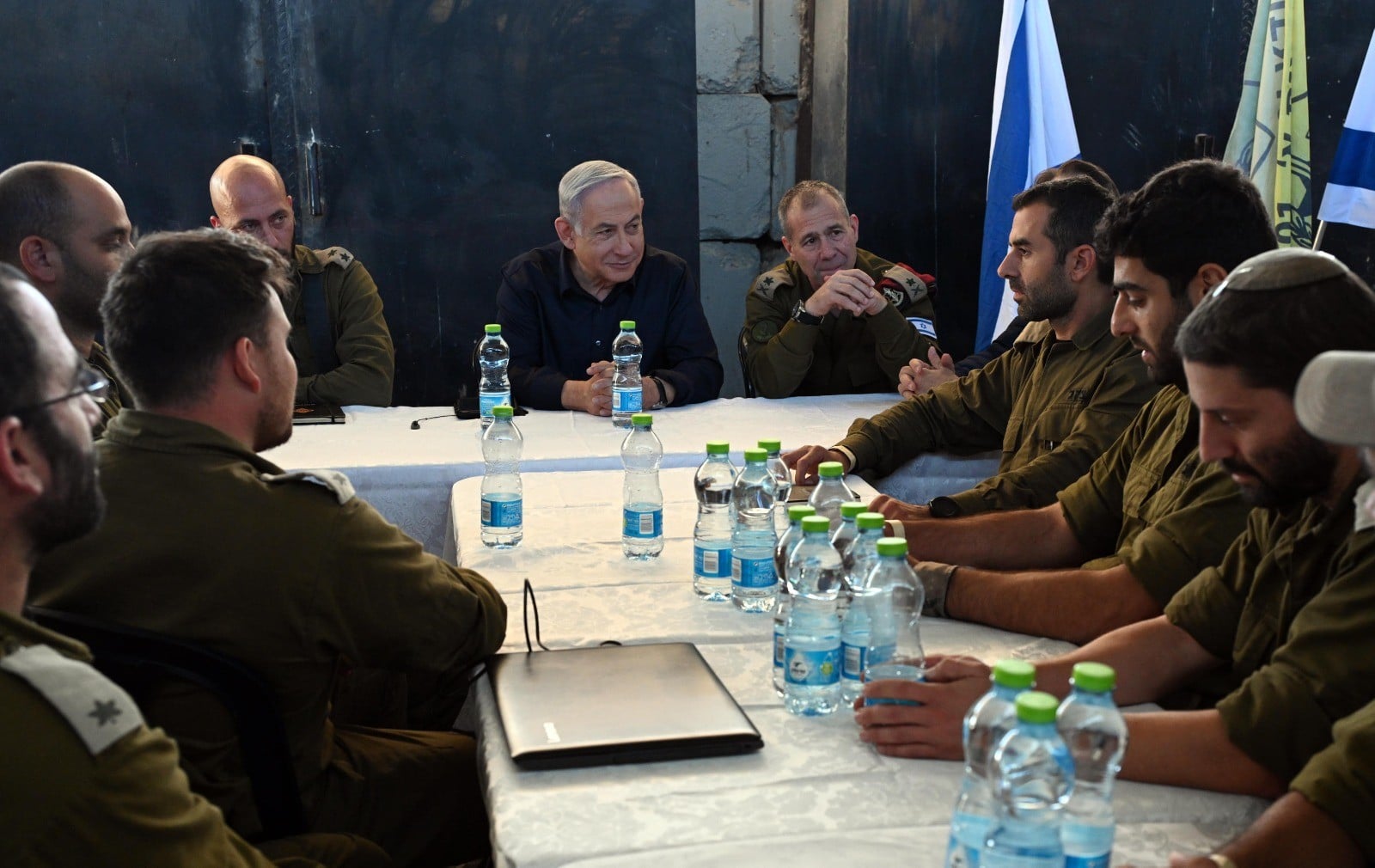 רה"מ על שחרור החטופים: "מתקדמים, בשורות טובות בקרוב"