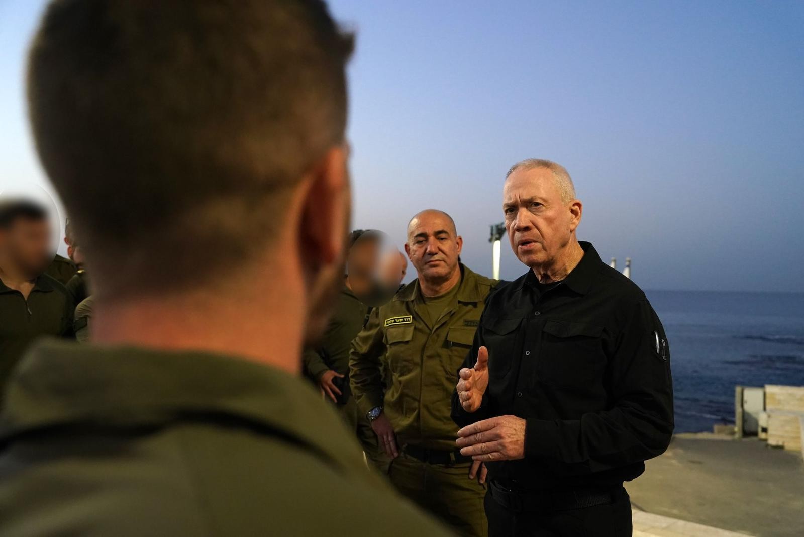 שר הביטחון: "צפויה לחימה נוספת של חודשיים לפחות"