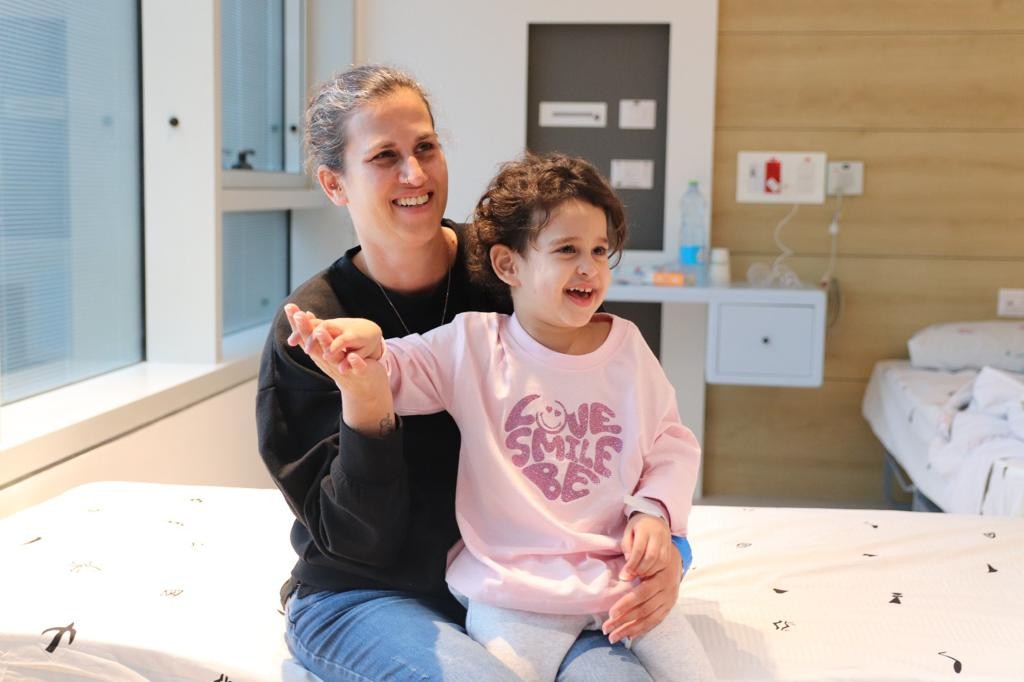 "היא מדהימה": התמונה המרגשת של ביידן עם אביגיל עידן | צפו