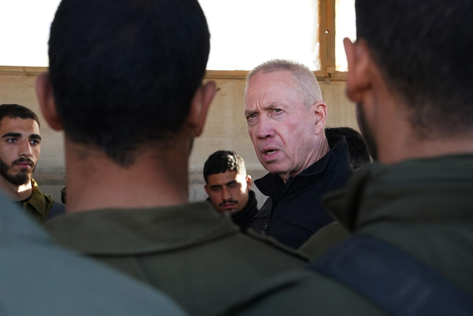 גלנט: חמישה משרדי חלפנות כספים ביו"ש יוכרזו כארגוני טרור