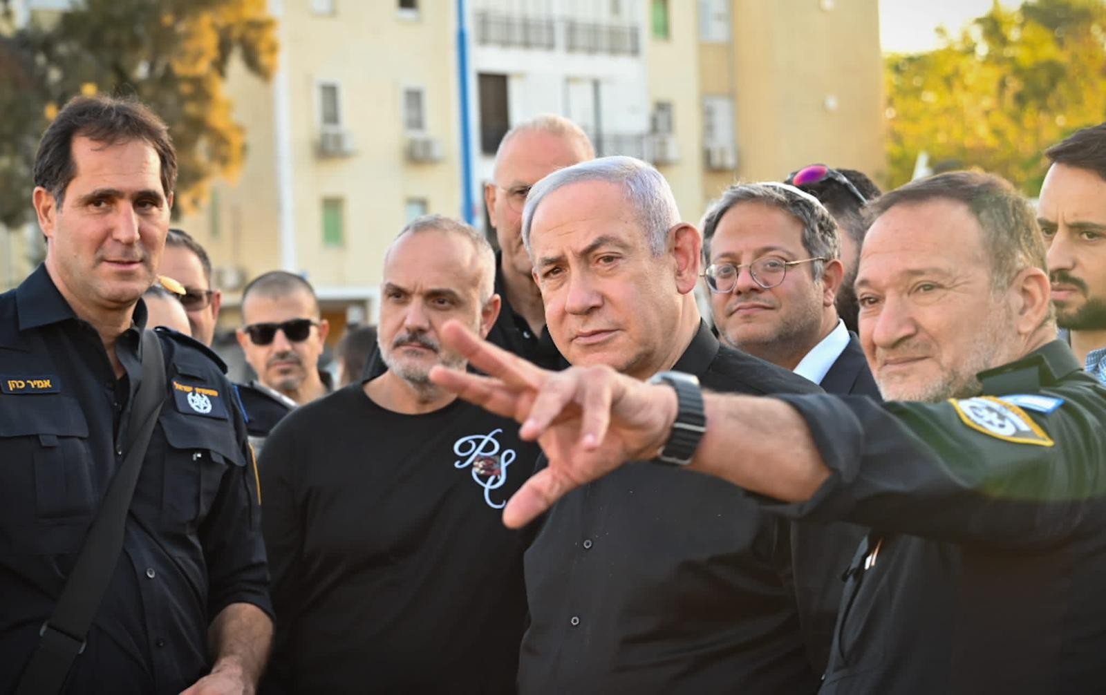 נתניהו לשוטרים בשדרות: "גיבורים, הוכחתם את עצמכם ביום מבחן"