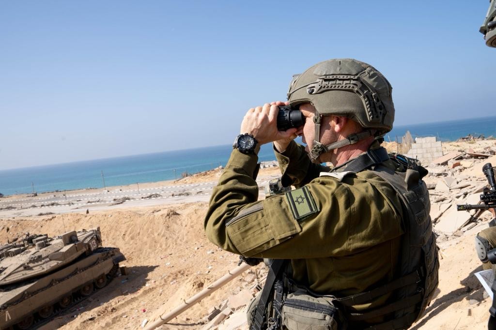 במהלך היום: מפקד פיקוד הדרום קיים הערכת מצב ברצועה | תיעוד
