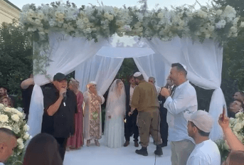 בביתו הפרטי: ליאור נרקיס ארגן ללוחם גולני חתונה מטורפת 