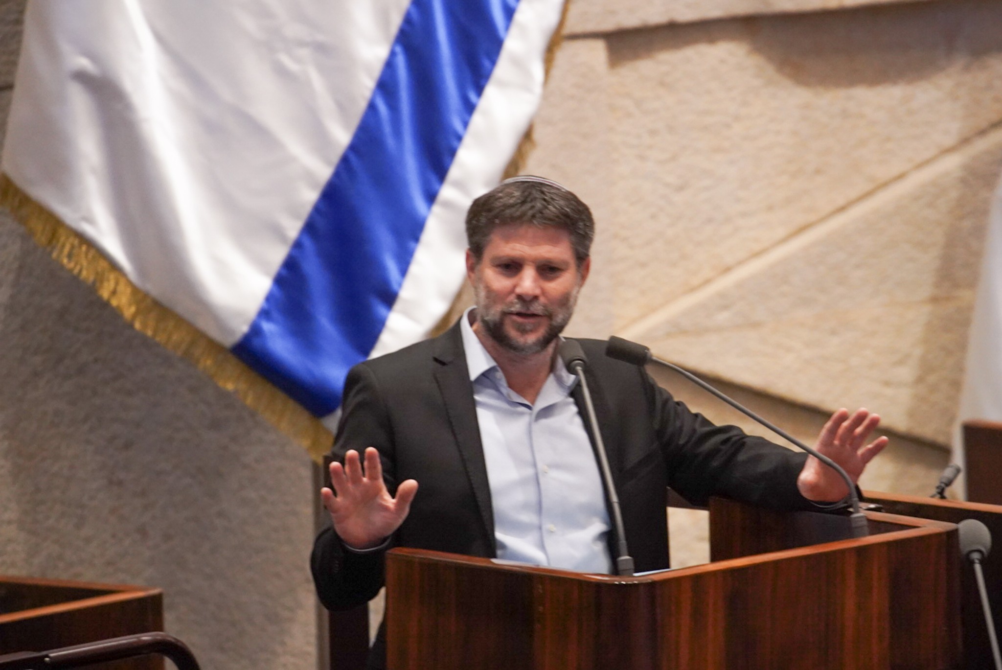 המנהל האזרחי החל בבליץ של צווי הריסה בשורת גבעות בהתיישבות