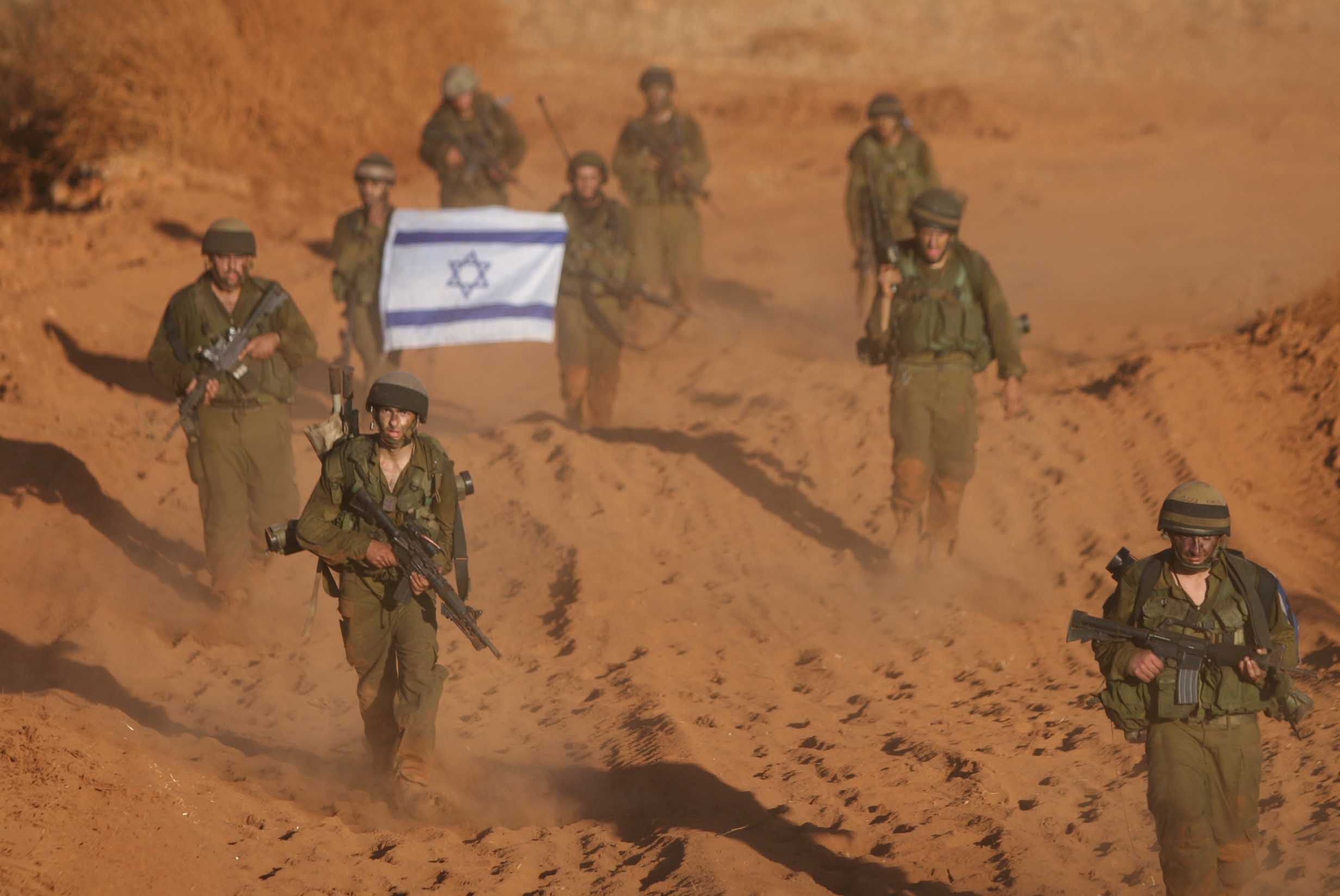 לוחמי צה"ל חוזרים מדרום לבנון במלחמת לבנון השנייה | צילום: פייר טרדג'מן, פלאש 90