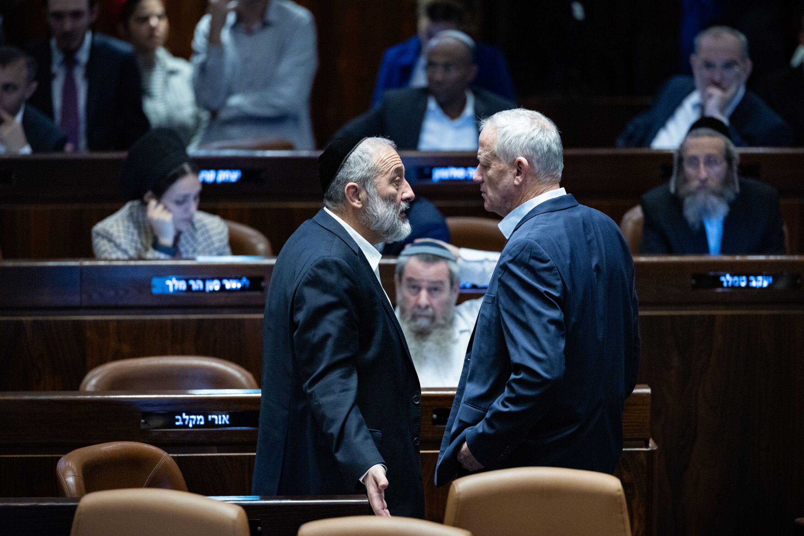 גנץ תקף את ברקת, וקיבל גיבוי מדרעי: "חותם על כל מילה"