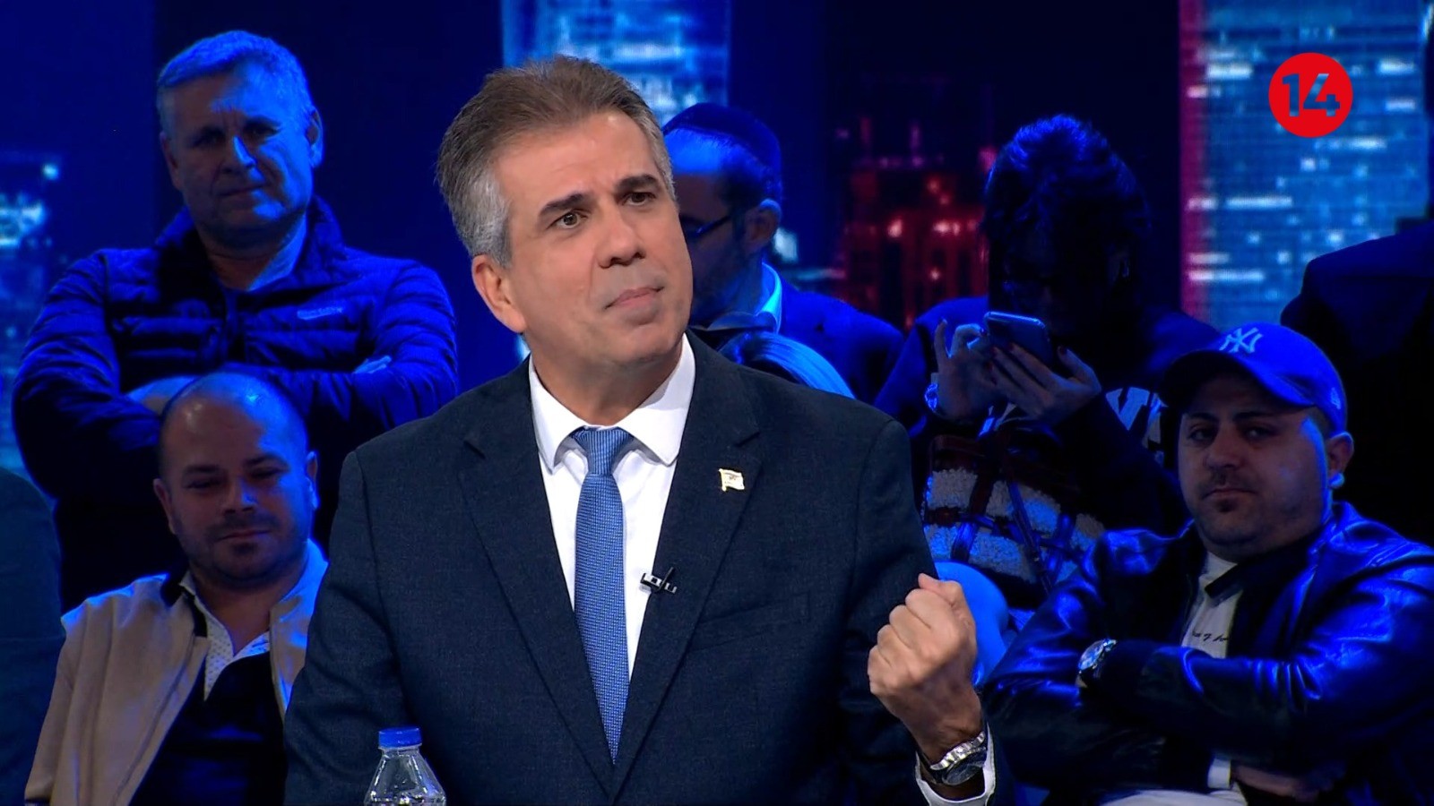 "או שחיזבאללה יורחק מגדר הגבול - או שביירות תיראה כמו עזה"