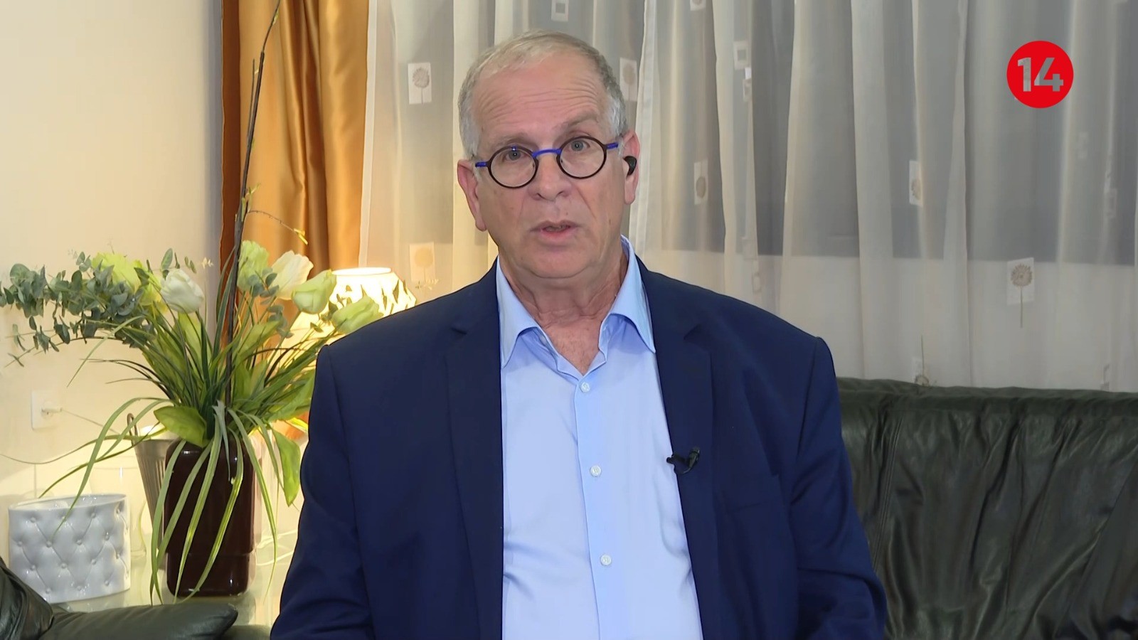 "יש כאלה שרואים כיפה ופאות - וזה מספיק בשבילם לקבוע עמדה"