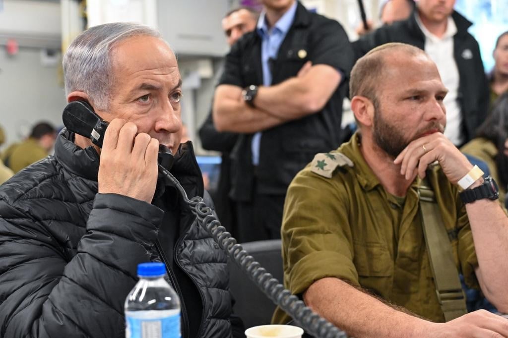 נתניהו עלה בקשר מול הלוחמים: "שלא יהיה ספק - נשמיד את חמאס"