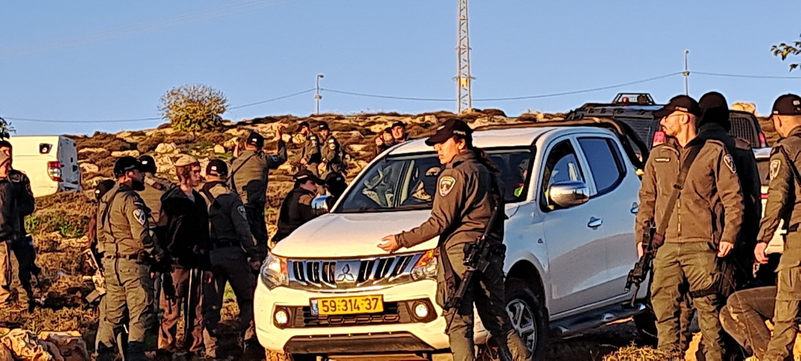 ביזיון: משפחה פונתה מביתה, הפועלים הערבים צעקו "אללה אכבר"