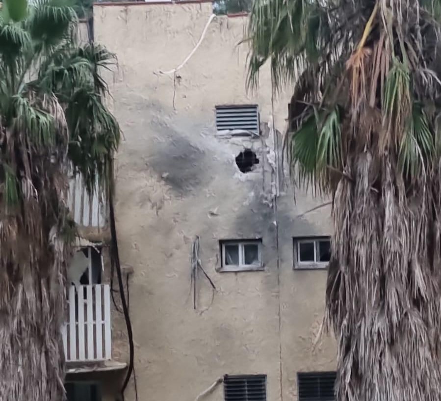 אזעקות בקרית שמונה: 3 נפילות ברחבי העיר, מספר רקטות יורטו