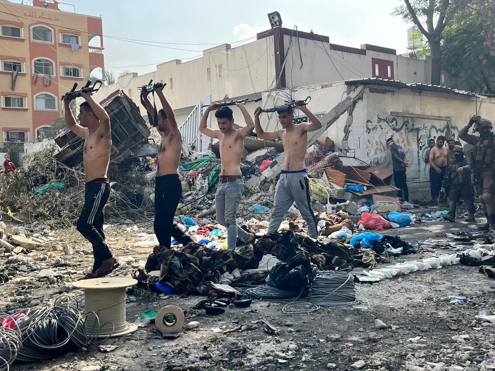אל"מ אמיר אביבי עונה - כיצד ישראל תתמודד עם שחרור המחבלים?