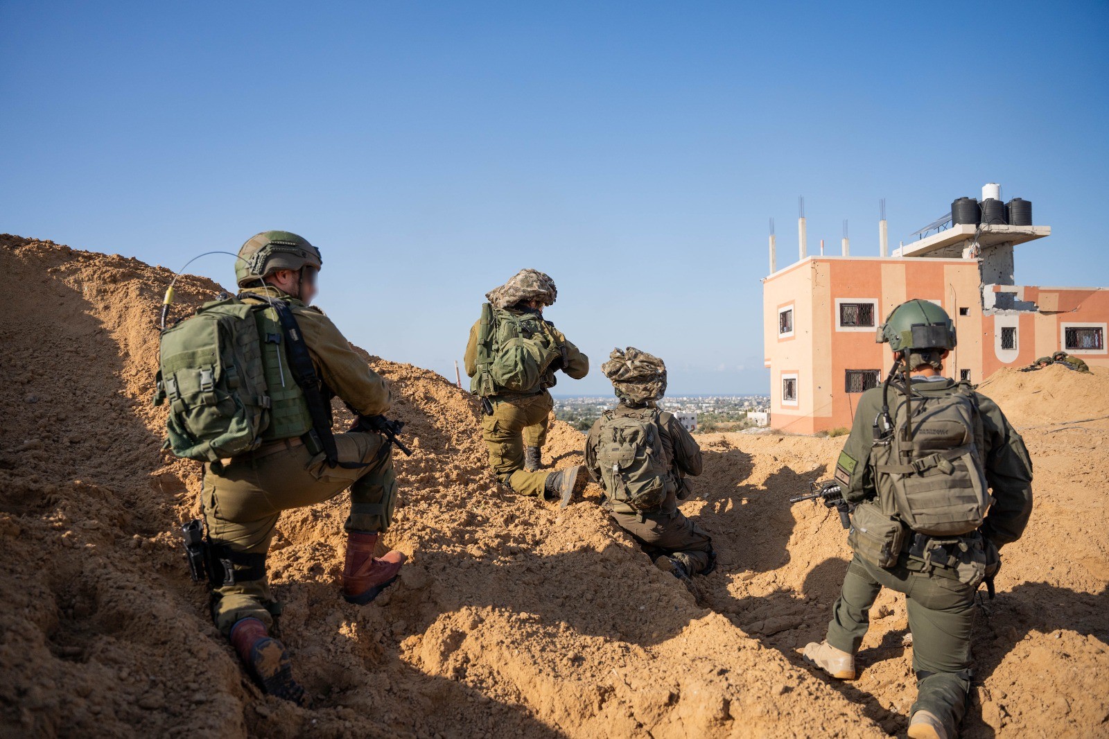 בפעם הראשונה מתחילת התמרון: לוחמי תותחנים נלחמים בעזה | צפו