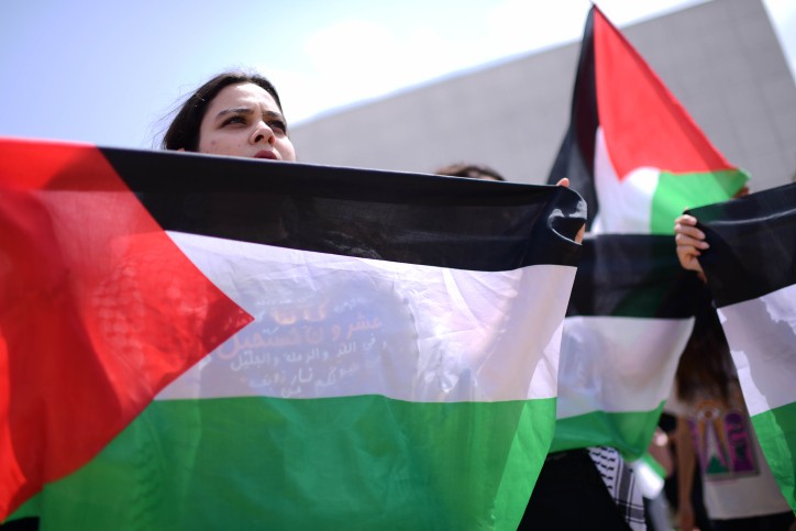 סטודנטים בחיפה: היטלר לא הספיק - אז אנחנו נשרוף אתכם עכשיו