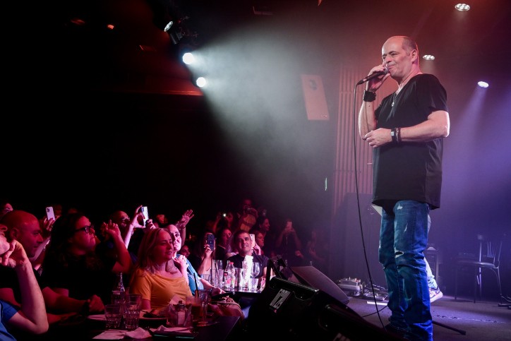 "נשארו לי חלומות לא סגורים": המילים האחרונות של הזמר אדם