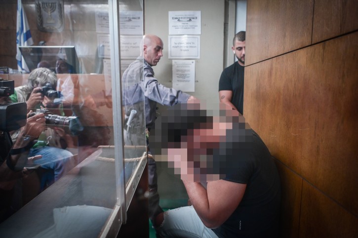 כתב אישום הוגש נגד מפיצי הסרטון של עמוס לוזון
